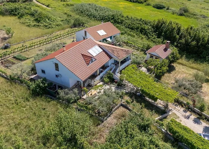Danijela Apartment Nin