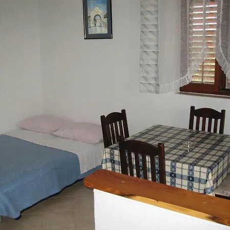 Kuzma - Afordable Apartment *