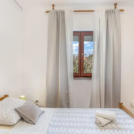 Apartment Kuzma - Afordable Nin