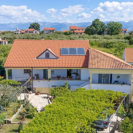 Kuzma - Afordable Apartment